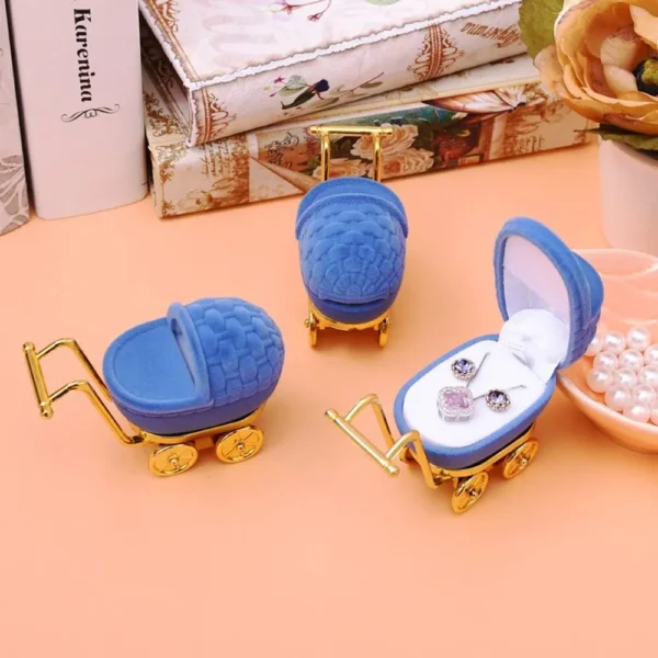 Portable Velvet Jewelry Stroller Box - Image 8